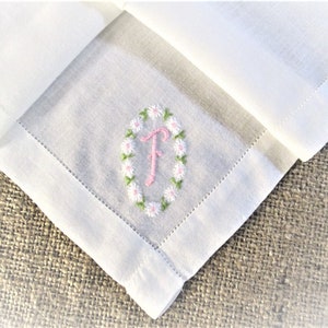 Vintage F Monogram Embroidered Handkerchief Initial Personalized Hankie Monogrammed Daisy Daisies Bridal Wedding Antique Linen Hanky