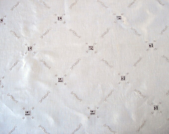 Antique Linen Tablecloth W Italian Figural Needle Lace and Etsy