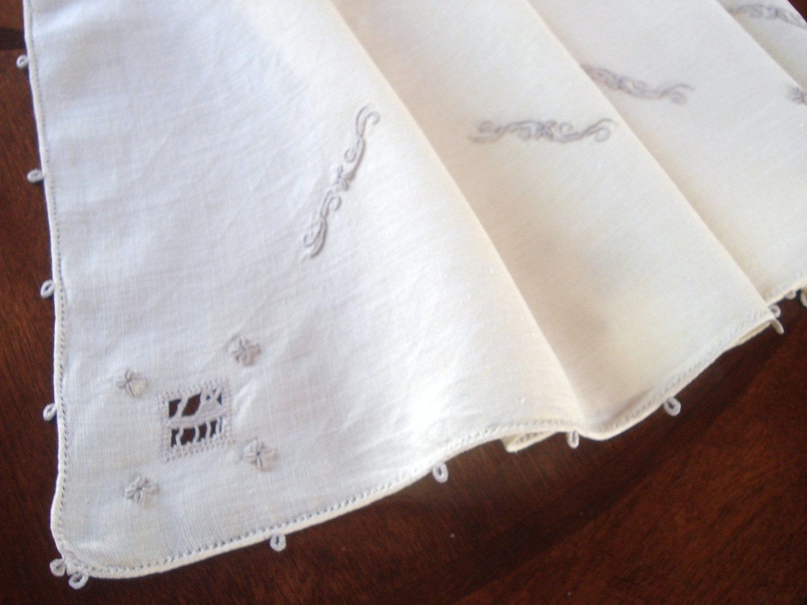 Antique Linen Tablecloth w Italian Figural Needle Lace and Etsy