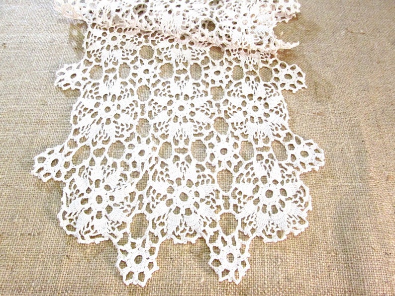 Vintage Table Runner Antique Linens Crochet Lace Off Image 0