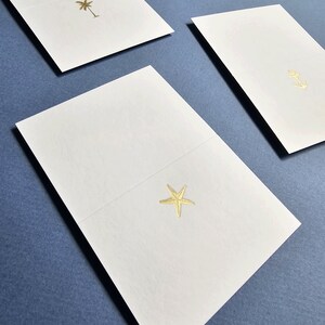 Wedding Escort Cards / Place Cards, Folded Gold or Silver Foil Tropical Destination Wedding Place Cards Starfish, Anchor, Palm Tree 画像 4
