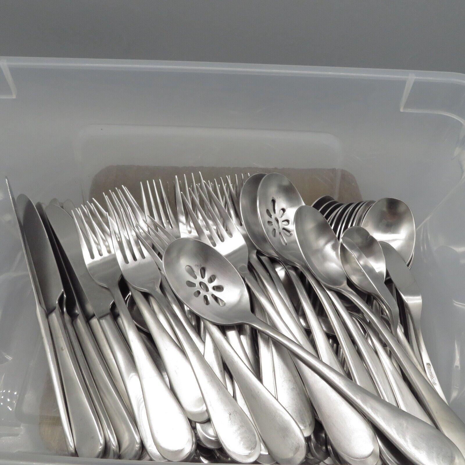 Oneida Satinique 4-Piece Dinner Forks Oneida Satinique 4-Piece Dinner Forks