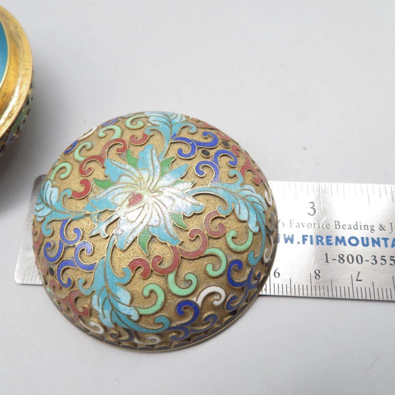 Vintage Chinese floral design cloisonne trinket box small 2.5" enamel brass image 8