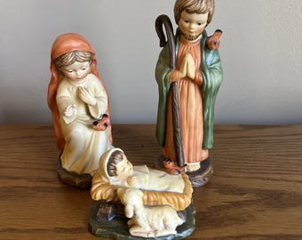 Vintage Nativity Holy Family Jesus Mary Joseph Red Bird Christmas Adorable Rare