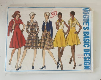 70s Vintage Vogue Pattern Vogue 2823 DRESS JACKET Vogue Basic Design Miss Petite & Misses Womens Sewing Patterns Bust 38 Size 16