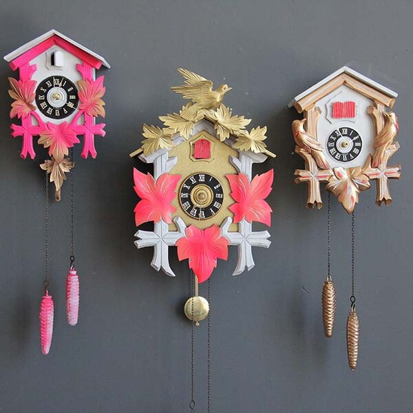 Neon Pink & Gold Cuckoo Clock. Working Condition