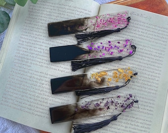 Handmade Coloured Leaf Flakes Bookmarks, Booklover Gift, Handmade Gifts, Book Accessories, Bookish Gift, Resin Bookmarks, Unique Bookmarks