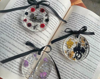 Book Ornaments Bookshelf Decor inspired by Powerless Fourth Wing Haunting Adeline  BookLover Gift Handmade Gifts Bookish dragons bookish