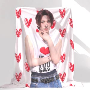 Enhypen Heeseung Blanket, Kpop Velveteen Blanket, Romance Untold Enhypen Merch, Kpop Blanket, Romance untold Heeseung Engene Kpop Gift, Enha