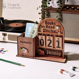 Books Read This Year with Bookmark Holder - Books Read Tracker, Bookmark Storage, Book Lovers Gift, Bookshelf Decor, Book Ends image 3