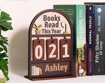 Custom Book Tracker - Books Read This Year Counter, Colorful Mini Bookshelf, Gift for Readers, Book Lovers Gift, Bookshelf Decor, Book Ends