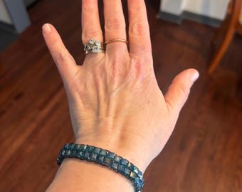 Cuff beaded bracelet, stretch bracelet, Custom colors available bracelet, stretch bead bracelet, fashion gifts, handmade beaded cuff