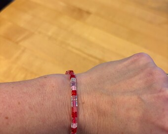 Colorful glass beaded bracelet, stretchy bracelet, stocking stuffer, hostess gift, stackable jewelry