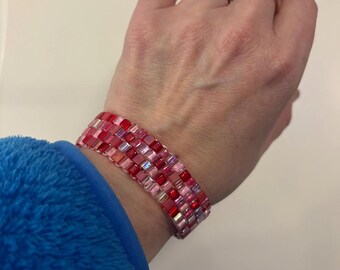 Cuff beaded bracelet, stretch bracelet, pink and red bracelet, Custom colors available, stretch bead bracelet, gift, handmade beaded cuff