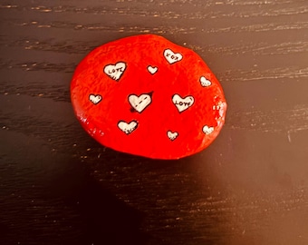 Painted rock, love rock, tiny scenes, miniature art on rocks, Valentine’s Day, magical rocks, gift for her, housewarming gift, tiny gift