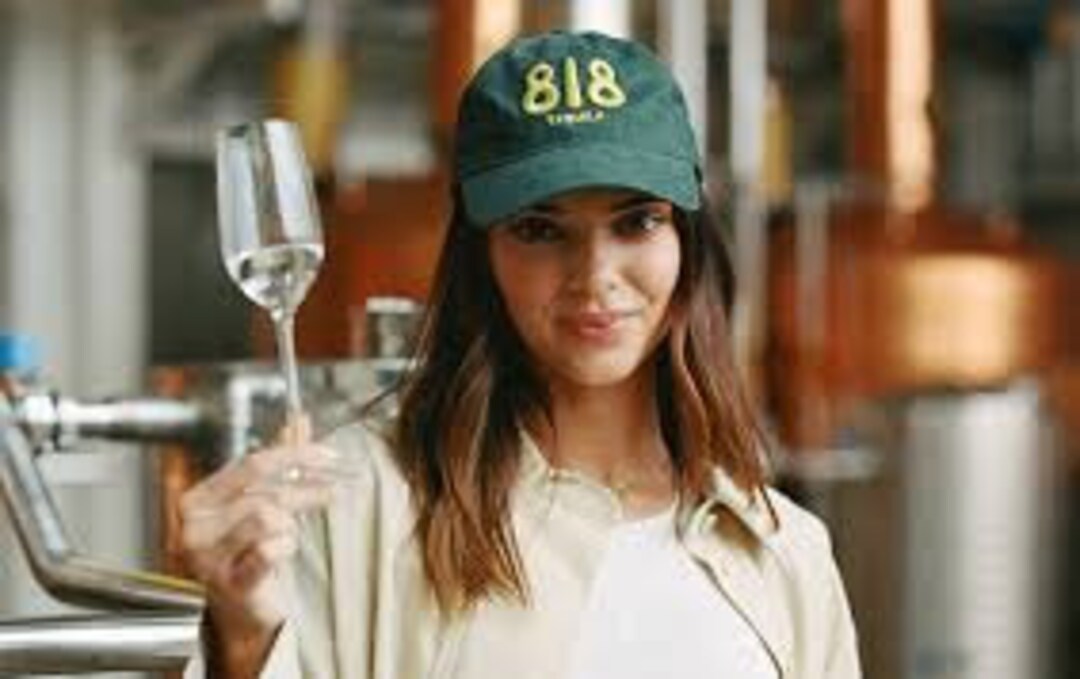 818 KENDALL JENNER キャップ 新品 古着 ケンダル eB6T 818 Hat by Kendall Jenner - Etsy