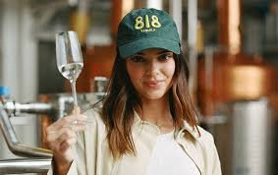 【レア早い者勝ちラスト1点】KENDALL JENNER 818 キャップ 818 Hat by Kendall Jenner - Etsy