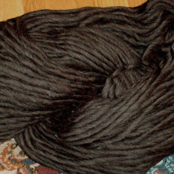 Pencil Roving Top Midnight Chocolate wool pencil roving 8.8 oz(250 gm)