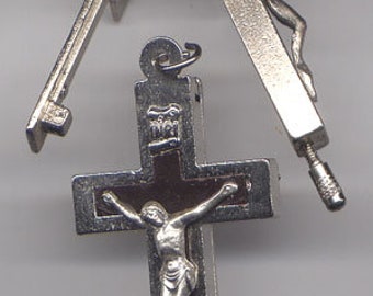 Reliquary Crucifix with Soil From Rome RC106