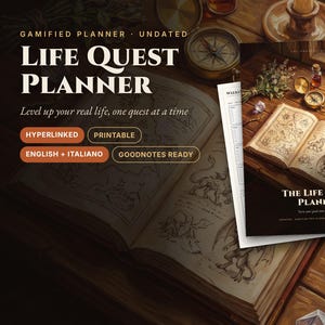 Puede incluir: Un planificador digital titulado Life Quest Planner que muestra un libro abierto con ilustraciones de dragones, una brújula, una vela y una pluma. El texto incluye Gamified Planner, Undated, Hyperlinked, Printable, English + Italiano, Goodnotes Ready.