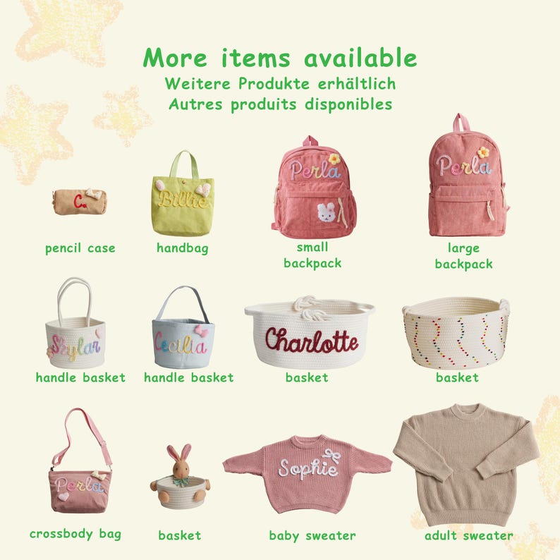 Op de afbeelding: Een collectie gepersonaliseerde items waaronder een beige etui, een limoengroene handtas, roze rugzakken met bloem- en konijnpatches, witte en blauwe manden met hengsels, touwmanden, een roze schoudertas, een babytrui en een volwassen trui.