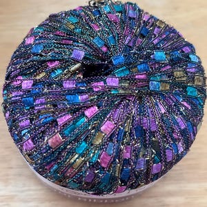 Mini Ladder trellis ribbon yarn