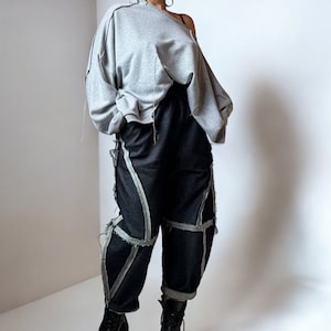贅沢なデニムハーレムパンツ、カジュアルなストリートウェア、ユニセックスジーンズ、レディースペインタースタイル、ユニークなファッショントレンド