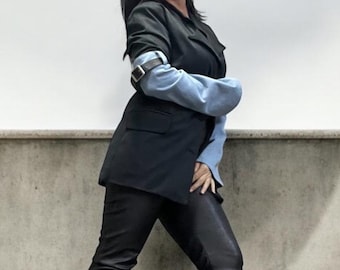 Deconstructed Denim Sleeve Blazer: Avant-Garde Street Style Jacket