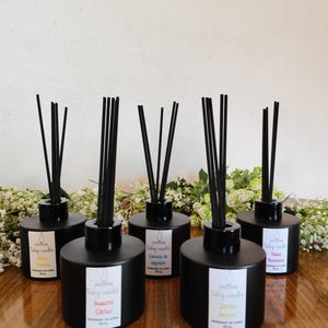 Ambientador Mikado Natural 140 ml | 5 Aromas a elegir| Hecho a Mano | Vegano | Ambientador con Varillas | Difusor Artesanal de Aroma