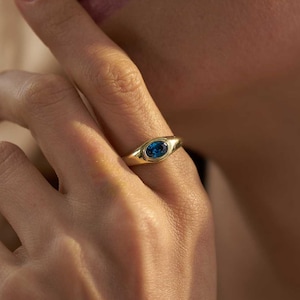 Oval Birthstone Ring for Her, Vintage Style Stackable Ring, Girlfriend Gift, Grandma Gift, Sister Ring, Mother Day Gift for Her, Couple Ring