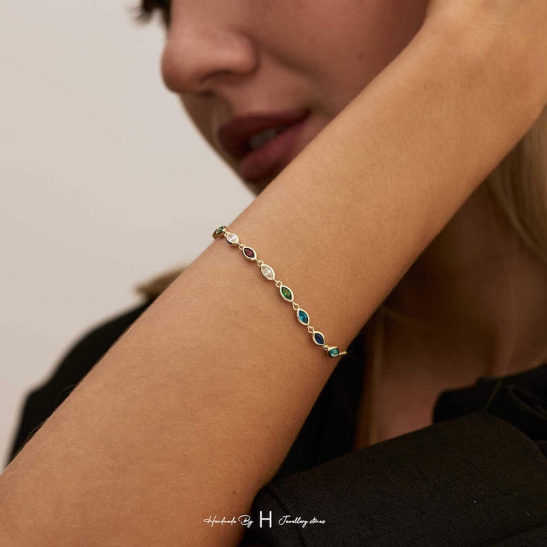 Custom Leaf Birthstone Bracelet, Friendship Bracelet, Birthday Gift, Bridesmaid Gift, Mom Bracelet, Graduation Gift for He Daughter image 3