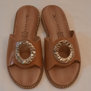 Women,s Leather Sandale