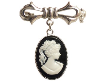 Black & white Victorian cameo brooch - Beautiful Portrait of a lady - elegant gothic goth Steampunk elegance