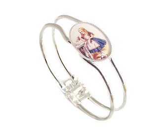 Alice in Wonderland DRINK ME bracelet silver bangle with beautiful illustration