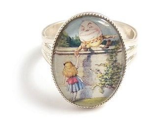 Alice in Wonderland ring - Humpty Dumpty illustration adjustable silver ring