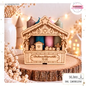 May include: A laser-cut wooden candle holder shaped like a market stall with the text "Weihnachtsmarkt TO GO". It features engraved details of a pot, mugs, and gingerbread cookies, holding four pillar candles in brown, blue, pink, and green.