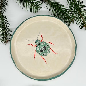 Handgemachter Keramik Teller - Blauer Käfer Design - Von der Natur inspirierte Keramik - Einzigartiges Küchen Dekor