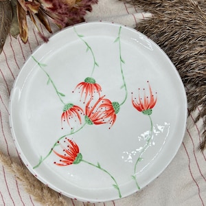 Handgemachter Keramik Teller - Blumenmuster Teller - Handbemalte Blumen - Rustikales Keramik Geschenk