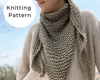 Triangle scarf knitting pattern / Triangle scarf pattern / Knit scarf women / Knit scarf pattern / Spring scarf/ Garter stitch scarf