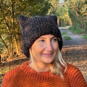 Cat Ear Beanie Knitting Pattern/ Knitted Cat Hat/Hat Pattern / Easy Hat Knitting Pattern / Beanie Hat Pattern/ Hat Pattern / Basic Hat