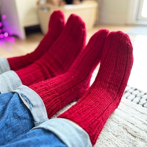 Ribbed Sock Knitting Pattern (6 Sizes), Sock Knitting Pattern, Children's Sock Pattern, Men's Sock Knit Pattern, Women's Sock Knit Pattern