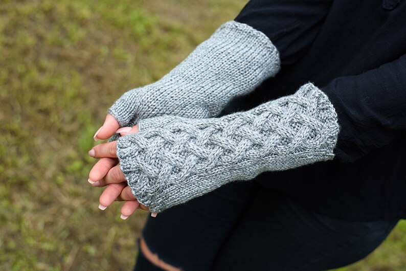 Celtic cable fingerless gloves pattern /Knitting Pattern / Fingerless mittens pattern / Outlander patterns / Cable knit / Outlander knits image 2