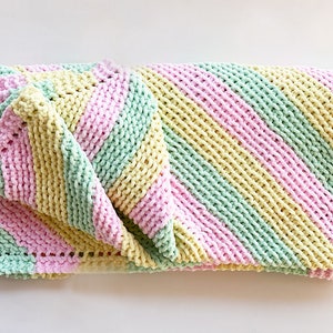 Corner To Corner Baby blanket pattern, baby blanket knitting pattern, baby knitting patterns, baby knits, Striped Baby Blanket, image 3