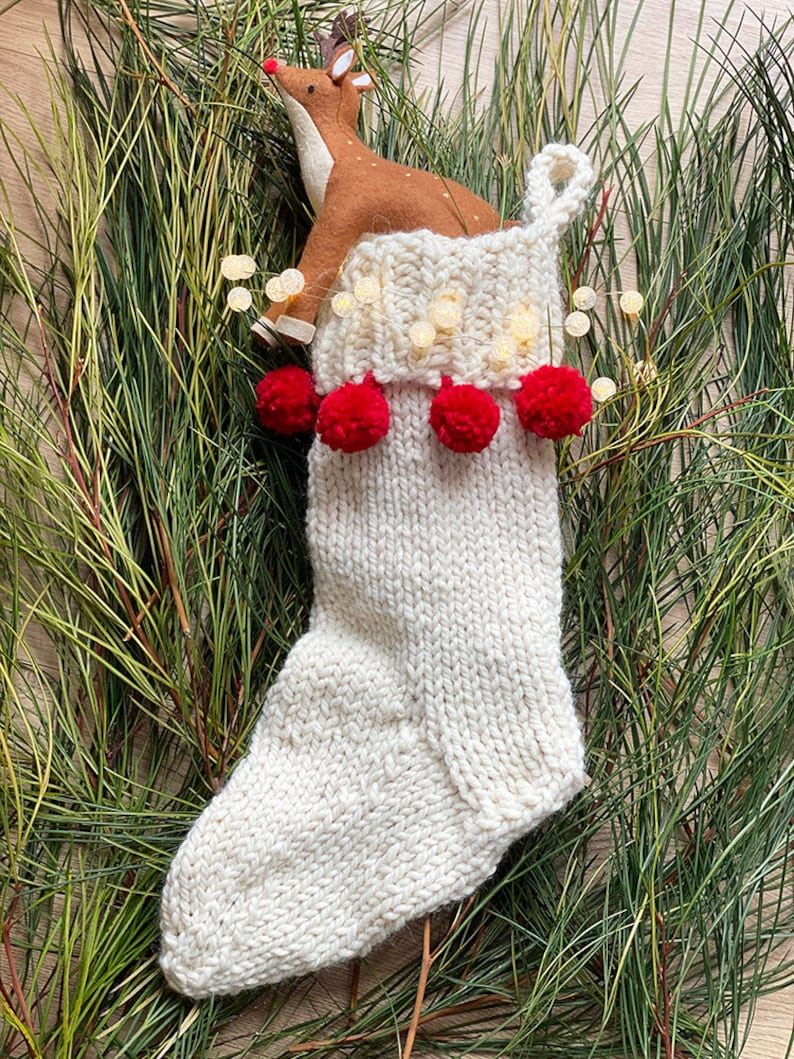 Christmas Stocking Knitting Pattern, Chunky Knit Christmas Stocking ...