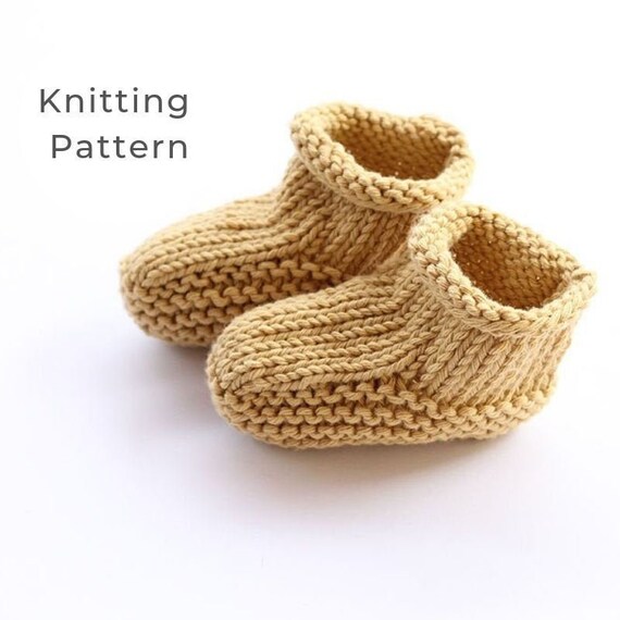 simple knit baby booties