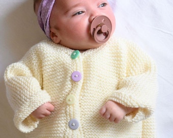 Stickmönster för babykofta, Stickmönster för babykofta, Mönster för babykofta, Stickning för baby, Stickad babykofta i ett stycke,