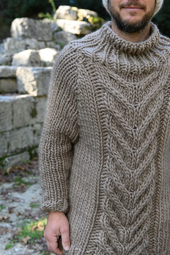 Ravelry: Ribbed Dog Sweater pattern by Louise Bollanos