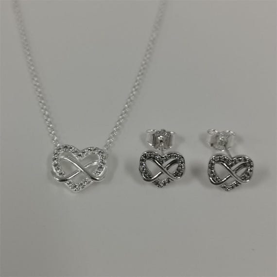 Pandora Sparkling Infinity Heart Collier Stud Earrings Pandora Sparkling Infinity Heart Collier Stud Earrings