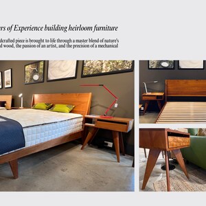 Pu&ograve; includere: Un telaio per letto in legno con testata e pediera. Il telaio del letto &egrave; realizzato in legno massello e ha una finitura naturale. Il telaio del letto &egrave; mostrato con un materasso e cuscini. Il telaio del letto &egrave; anche mostrato con un comodino e una lampada.