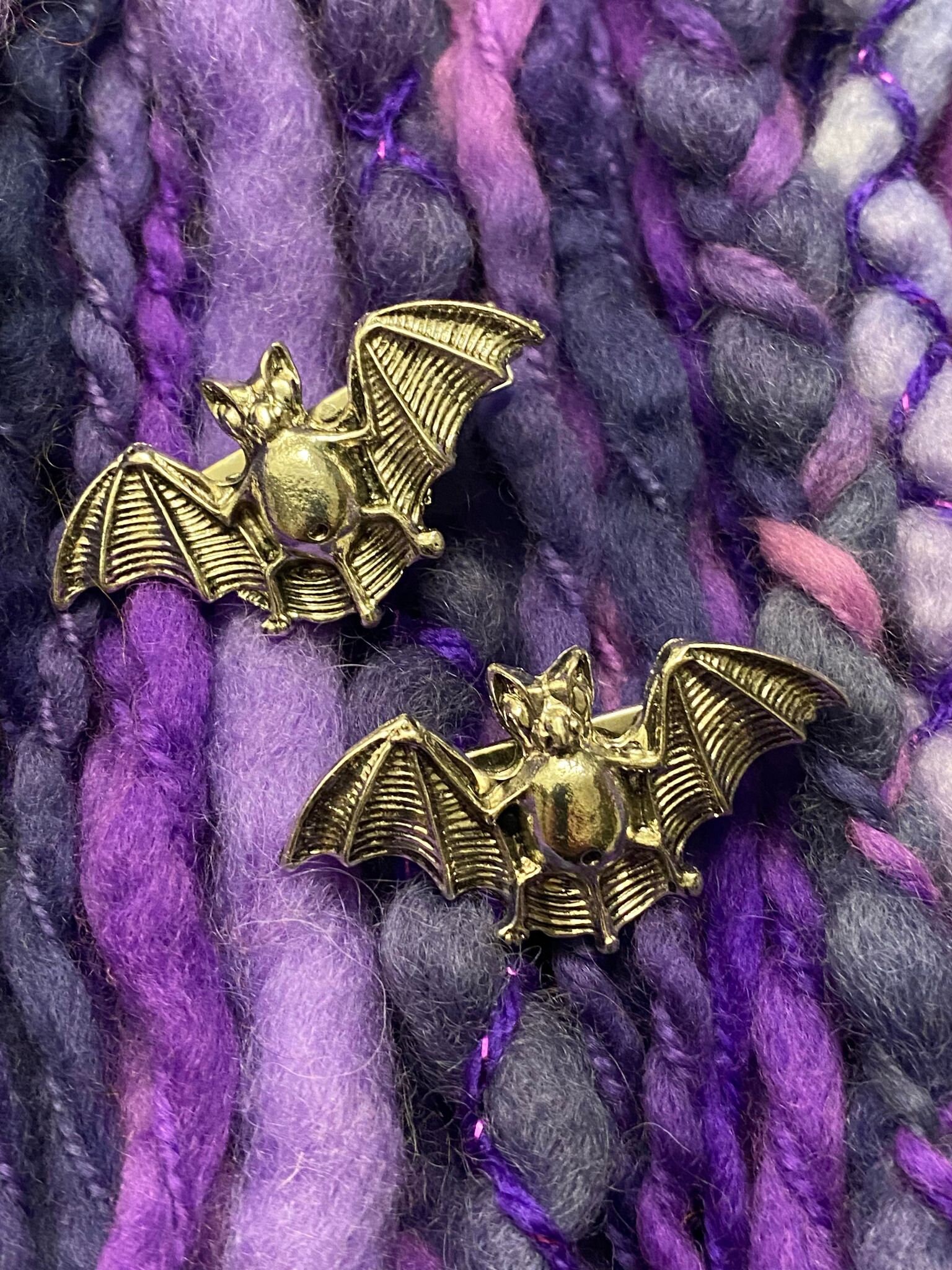 Silver Bat Wing Hair Clip Set Amazon.com : FRCOLOR 2pcs Gothic Hair Clip Metal Bat Wings  main image 3